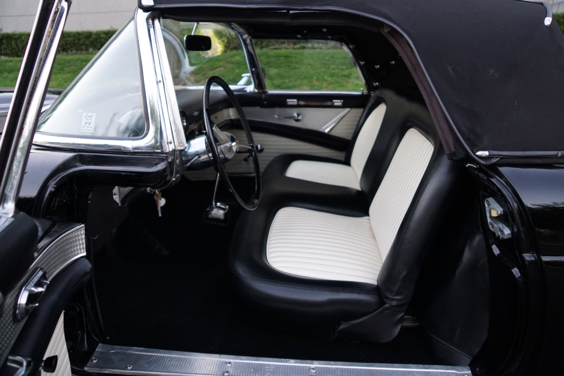 1955 Ford Thunderbird - Plate 14
