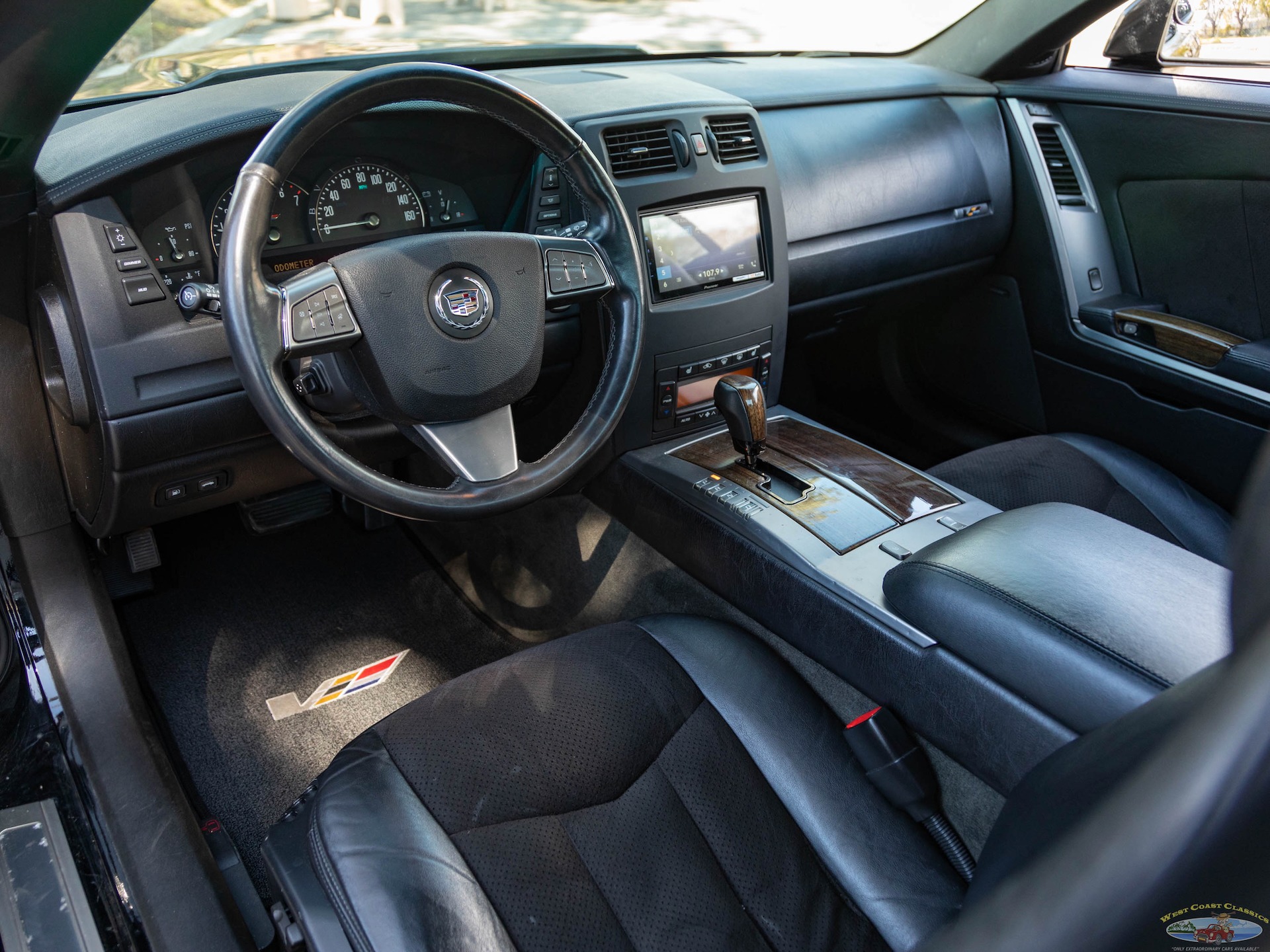 2008 Cadillac XLR-V - Plate 13