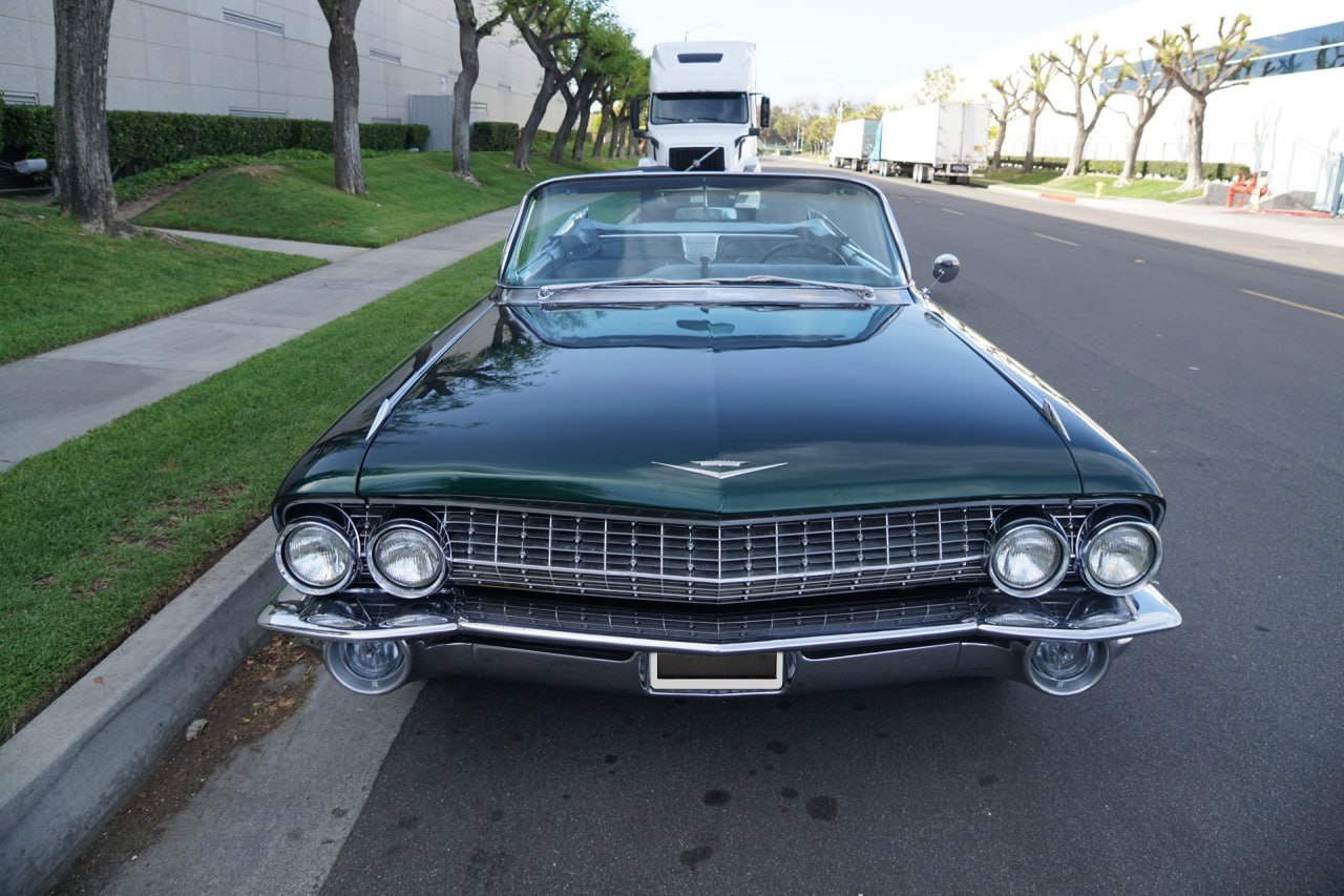 1961 Cadillac Series 62 - Plate 10