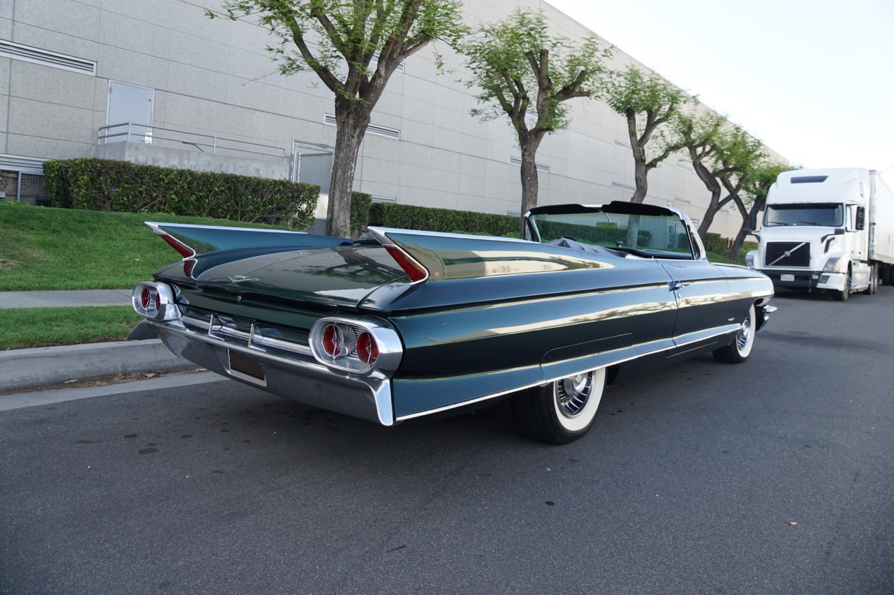 1961 Cadillac Series 62 - Plate 6