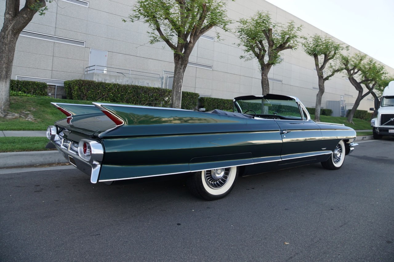 1961 Cadillac Series 62 - Plate 7