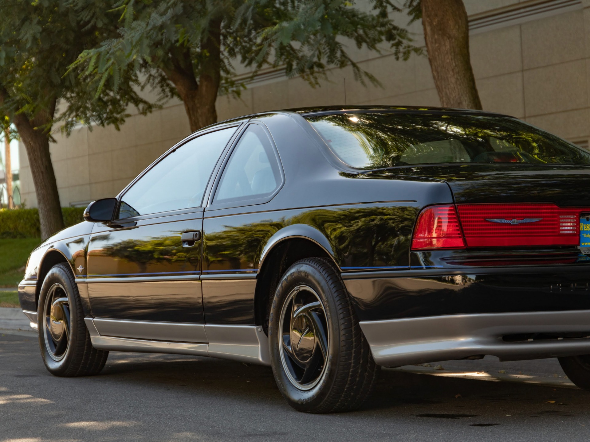 1990 Ford Thunderbird - Plate 4