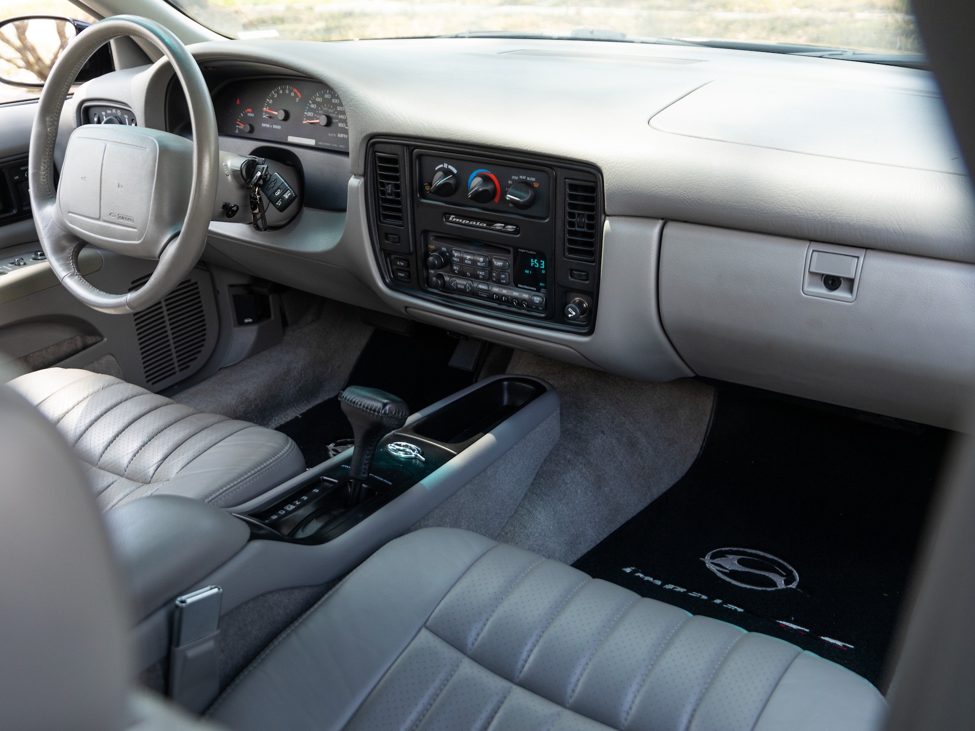 1996 Chevrolet Impala SS - Plate 16