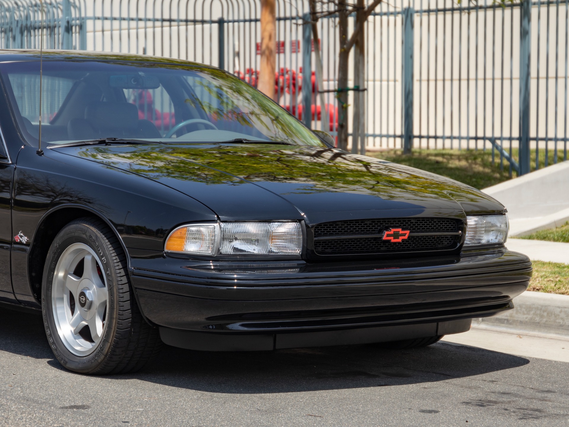 1996 Chevrolet Impala SS - Plate 9