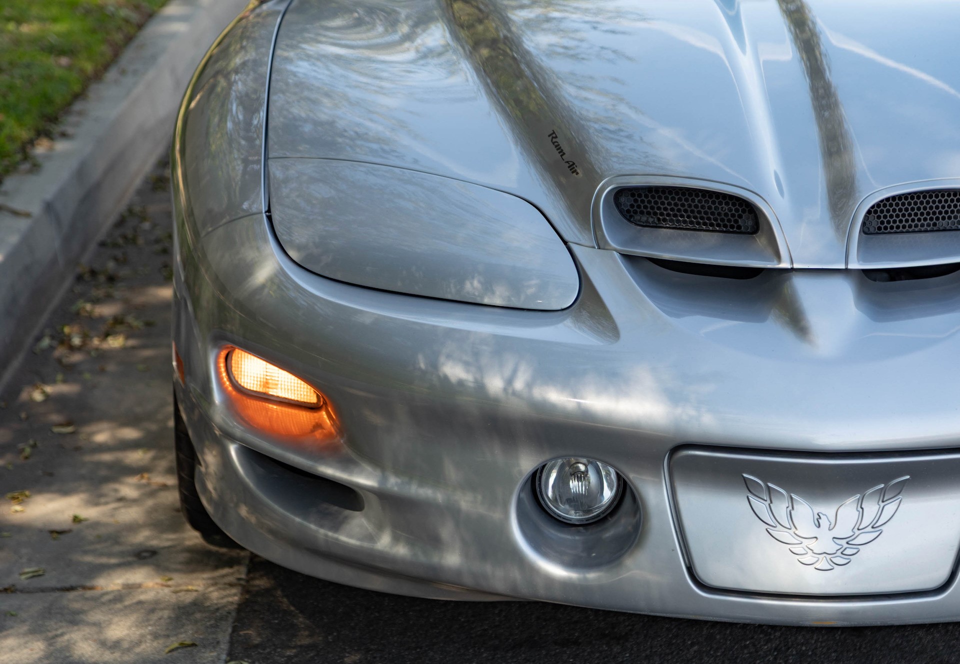 2002 Pontiac Firebird - Plate 10